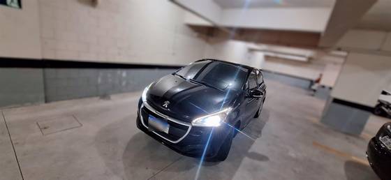 PEUGEOT 208 1.2 ACTIVE 12V FLEX 4P MANUAL PEUGEOT 208 1.2 ACTIVE 12V FLEX 4P MANUAL